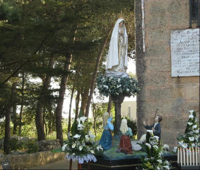 Caprarica - 13 maggio 2009 - Statua della Madonna di Fatima Caprarica - 13 maggio 2009 - Statua della Madonna di Fatima